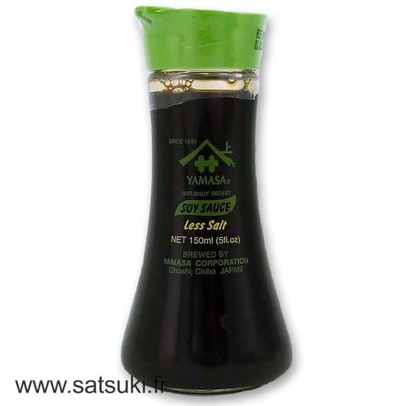 Sauce de soja allégée en sel Yamasa 150ml avec bec verseur