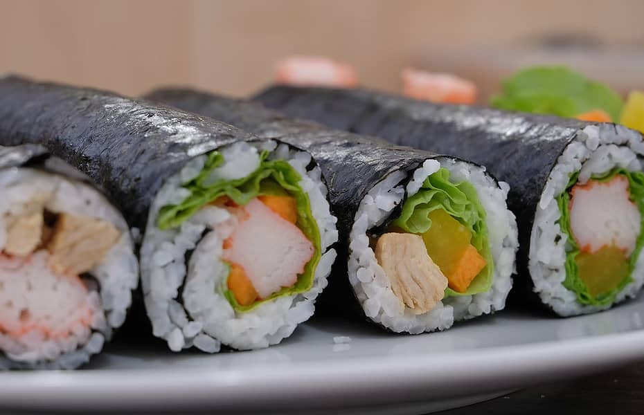 History of sushi rolls